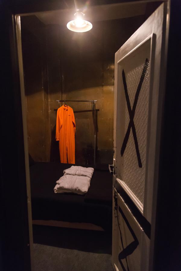 Alcatraz Jail-Hostel Tbilisi Luaran gambar